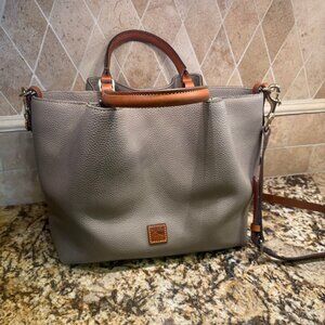 Dooney & Bourke Pebble Grain Large Barlow
